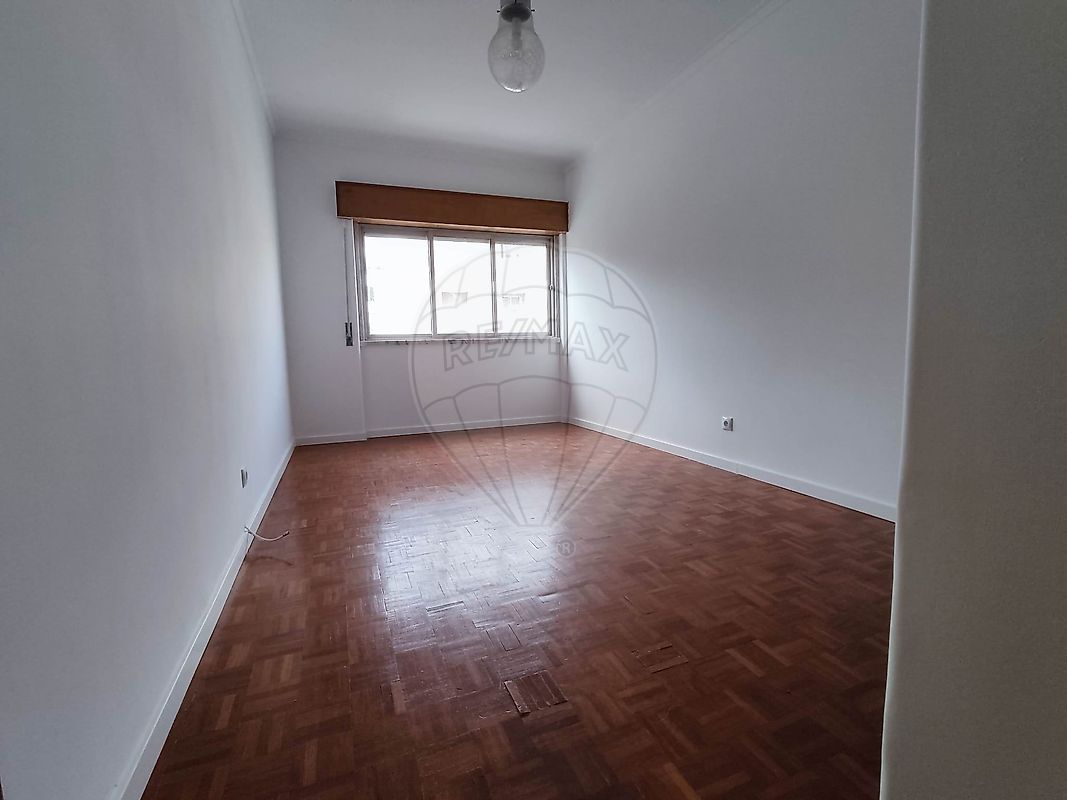 Apartamento T2 à venda em Oeiras e São Julião da Barra, Paço de Arcos e Caxias, Oeiras — foto 8