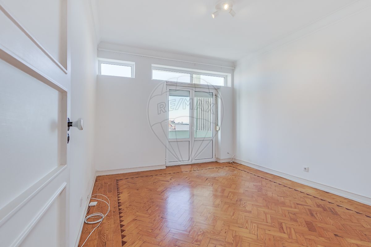 Apartamento T2 à venda em São Vicente, Lisboa — foto 15