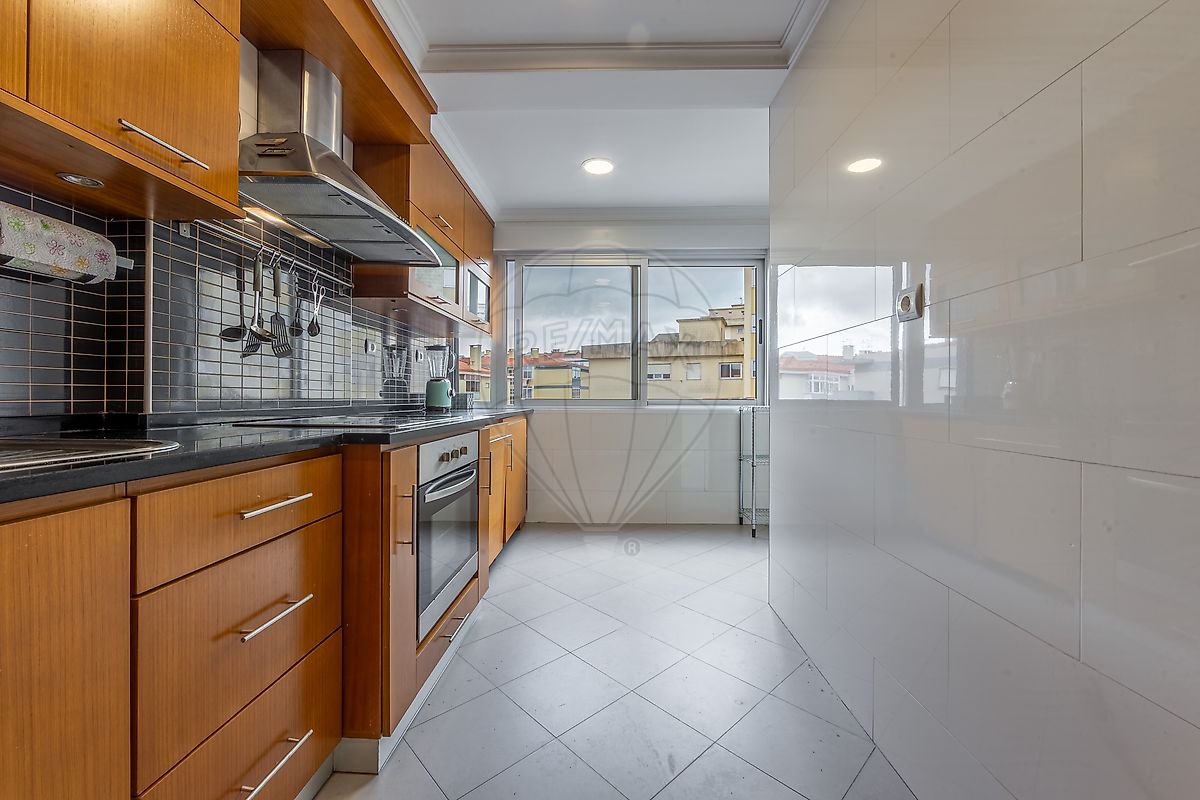 Apartamento T2 à venda em Carnaxide e Queijas, Oeiras — foto 17