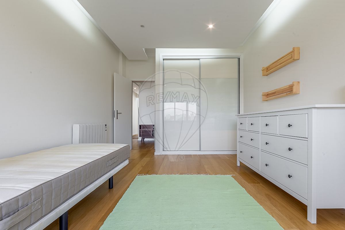 Apartamento T2 à venda em Carnaxide e Queijas, Oeiras — foto 11