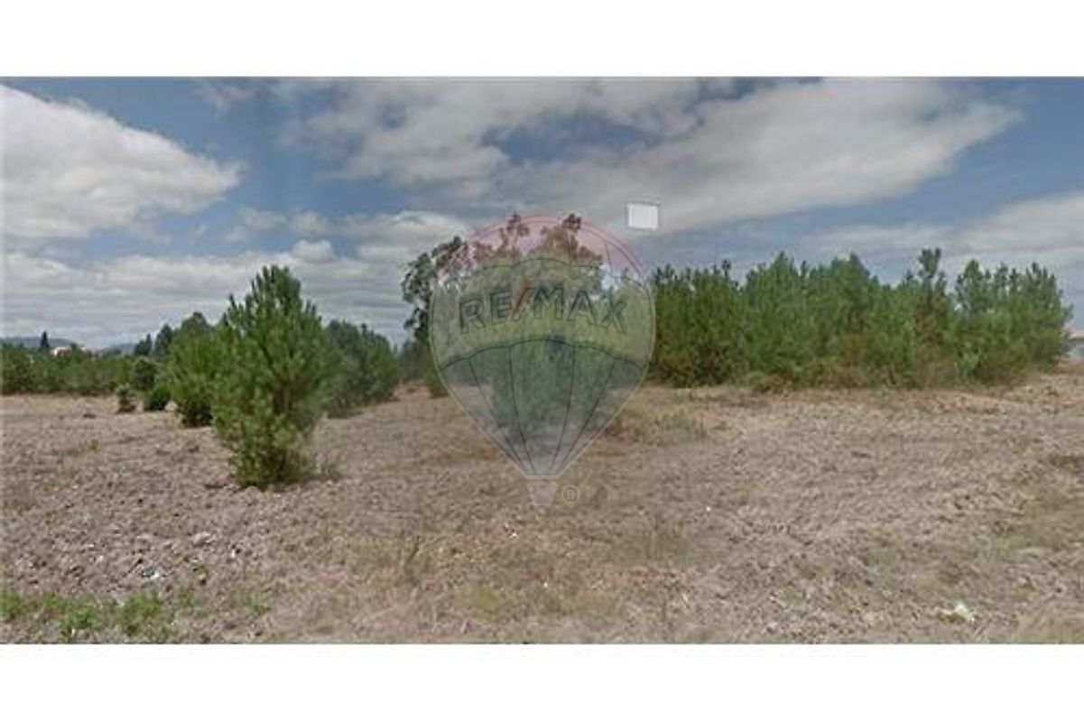 Terreno à venda em Aveiras de Cima