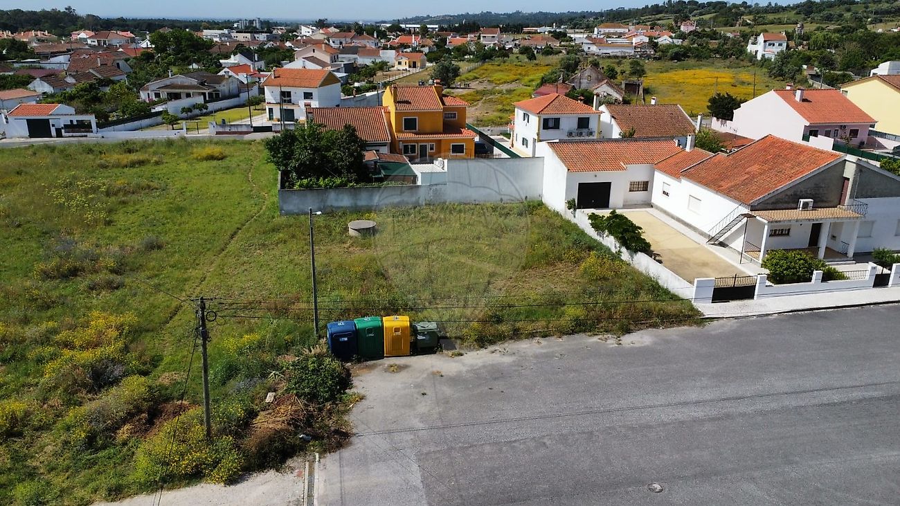Land for sale in Cartaxo, Portugal — €59,900