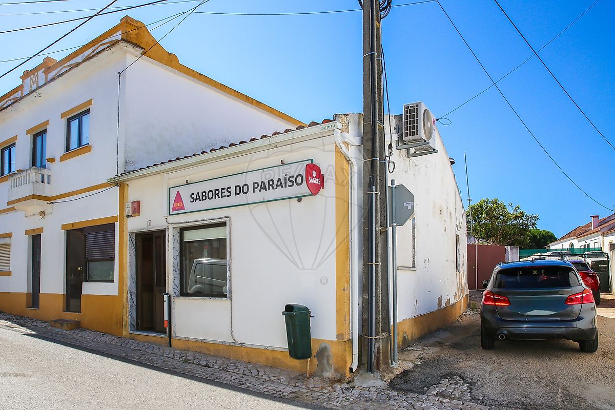 Loja - Vale do Paraíso, Azambuja, Lisboa