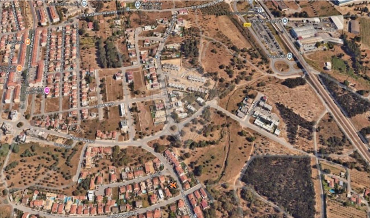 Land for sale in Palmela, Portugal — €170,000