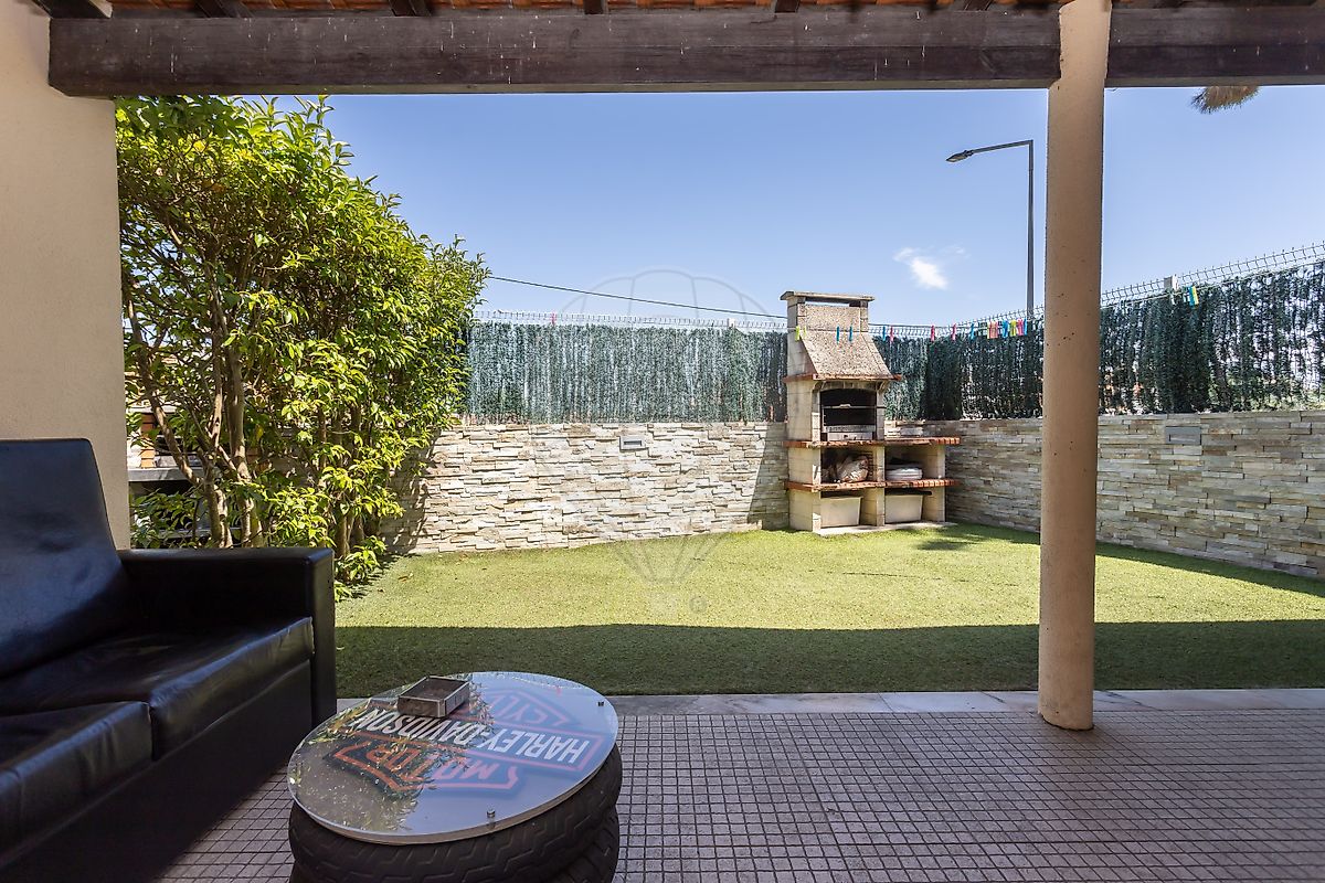 listing 123501087-84 picture-0