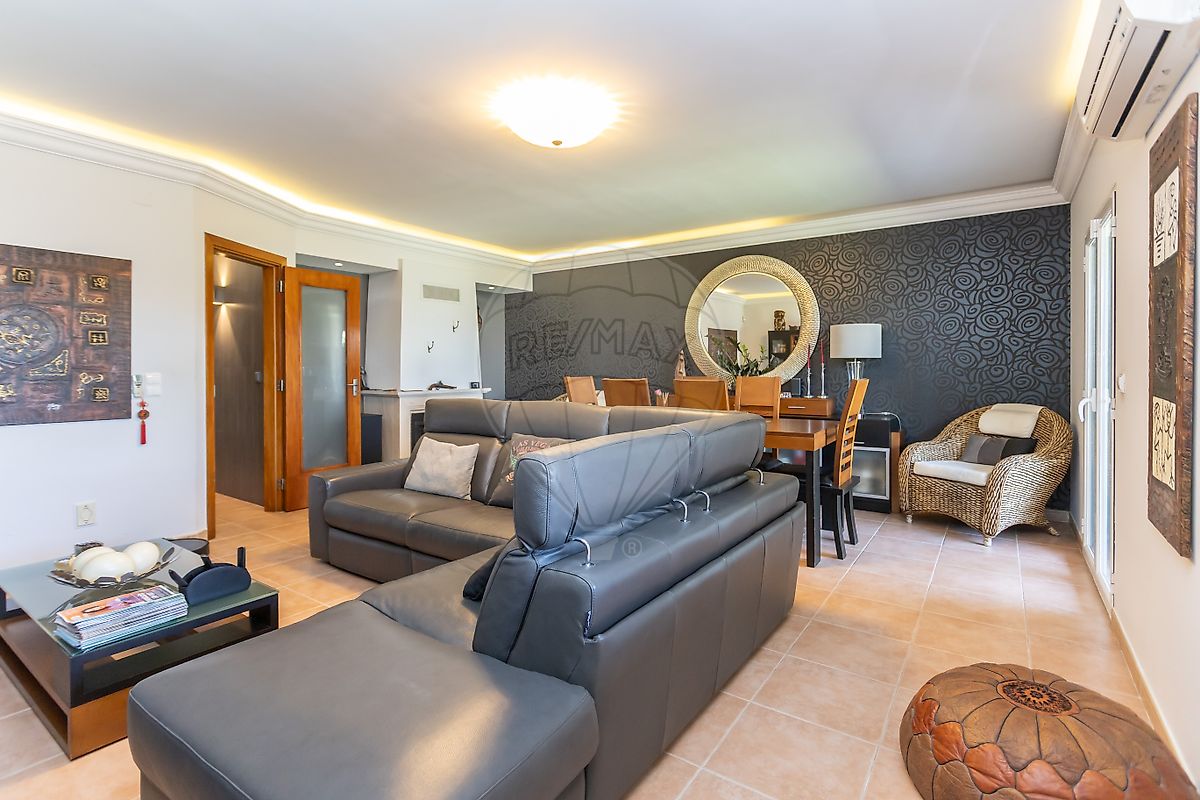 listing 123501087-84 picture-0
