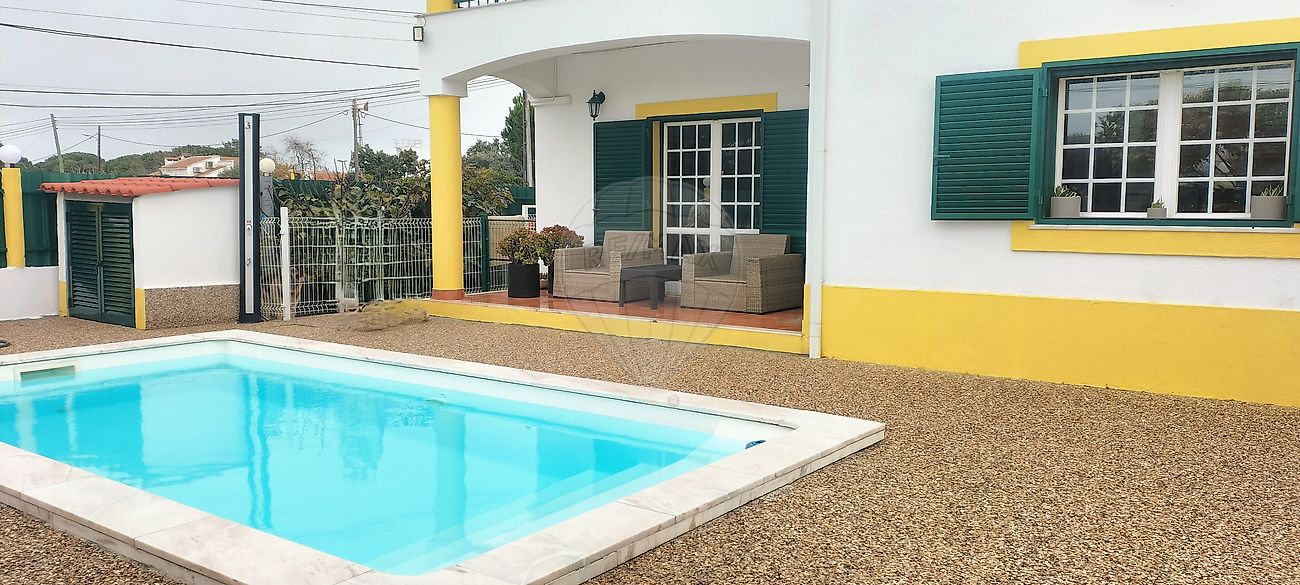 Moradia T5 para venda