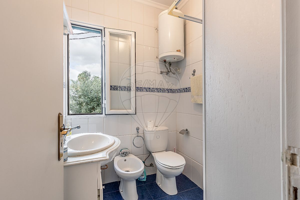 listing 123511068-82 picture-0