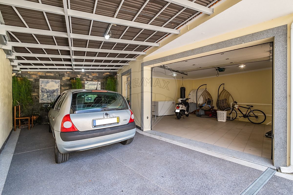 listing 123511061-211 picture-0