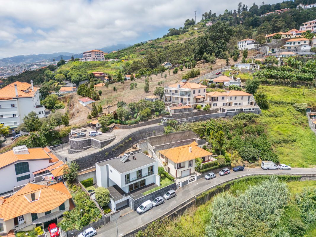 listing 123511061-214 picture-0