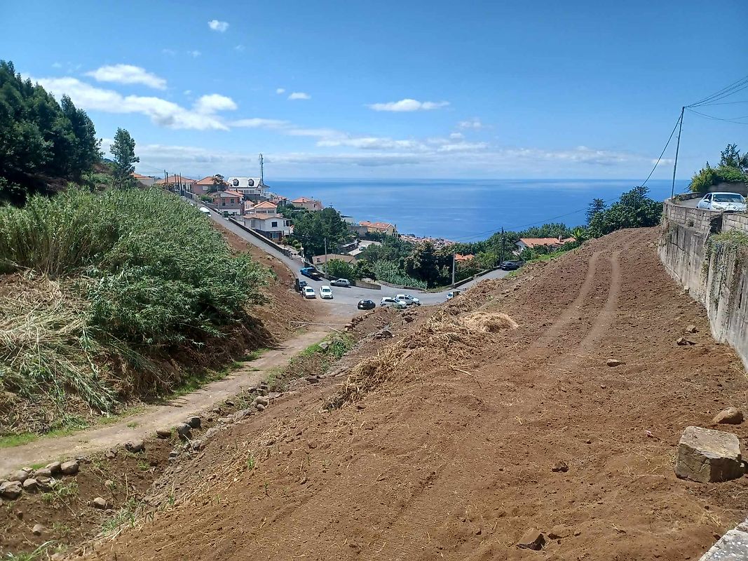 Terreno à venda em Funchal