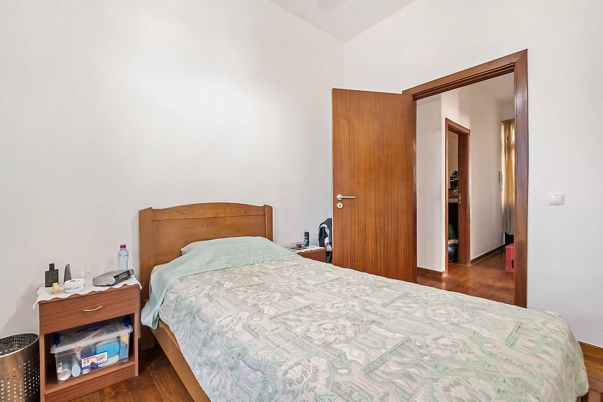 listing 123511036-1073 picture-0