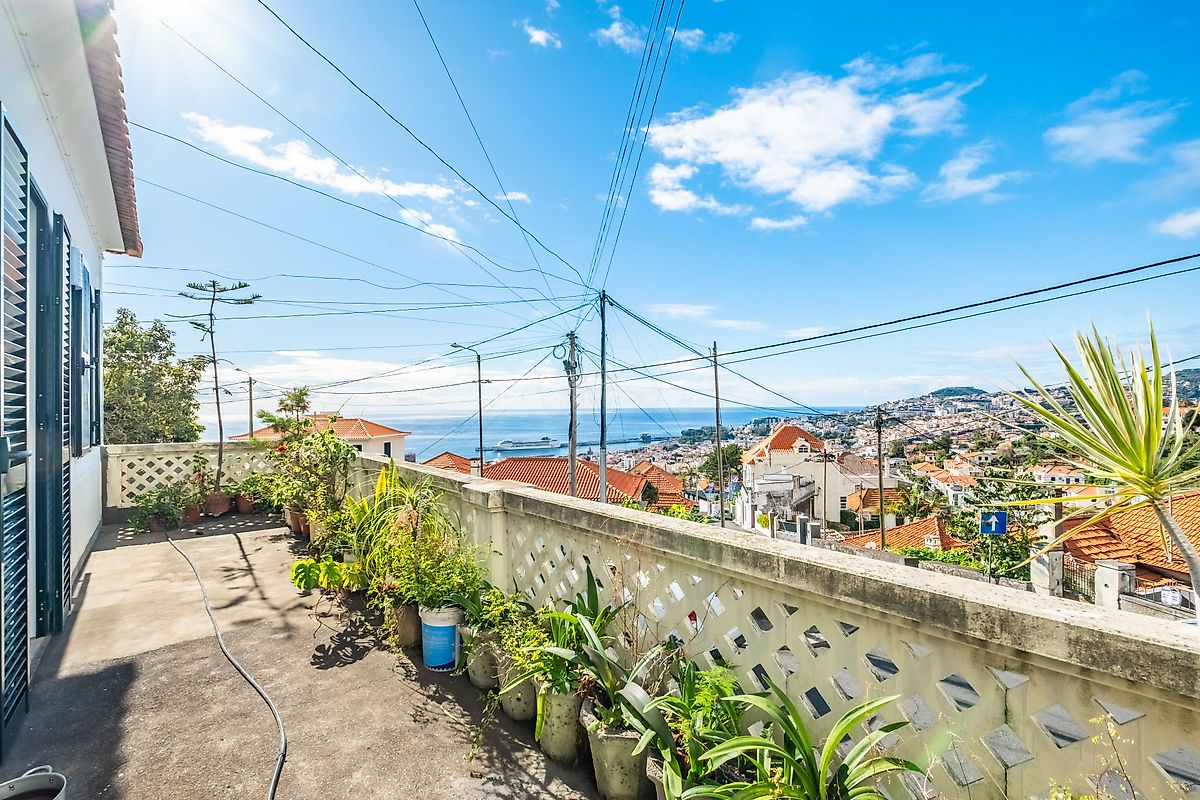 listing 123511036-1073 picture-0