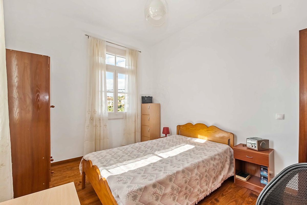 listing 123511036-1073 picture-0