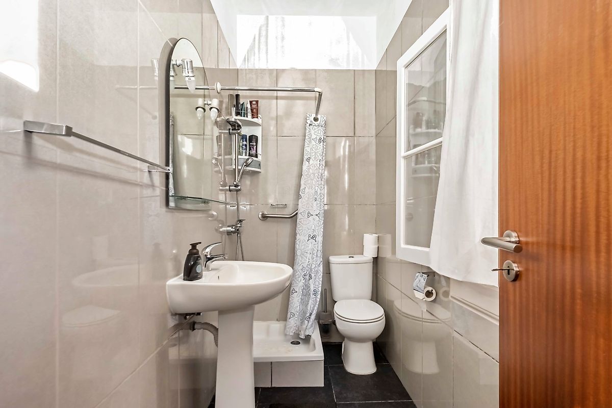 listing 123511036-1073 picture-0