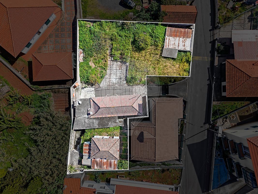 Land for sale in Santa Cruz, Portugal — €245,000