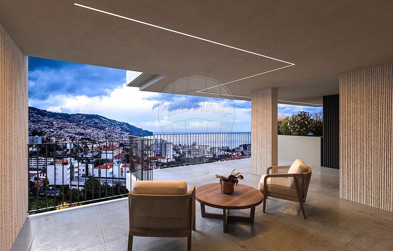 Apartamento T2 à venda em Funchal