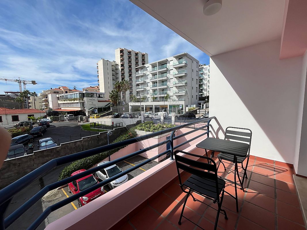 Apartamento T2 para arrendar em Funchal