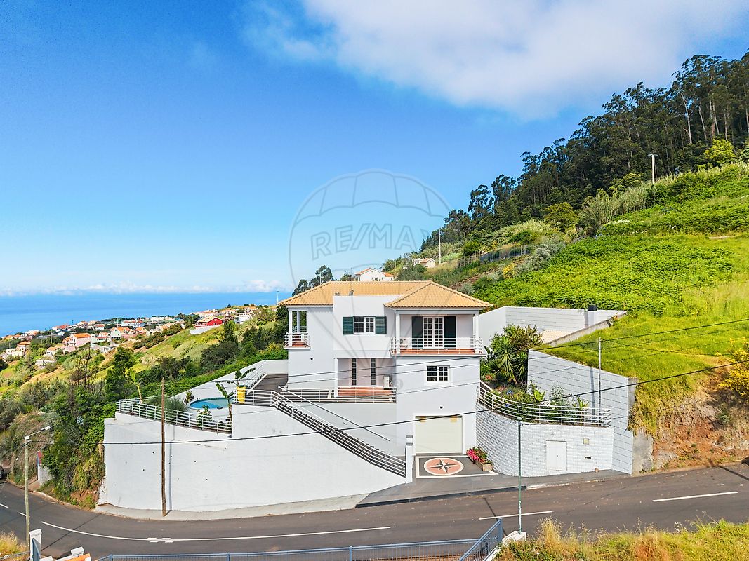 Apartamento T3 à venda em Ponta do Sol
