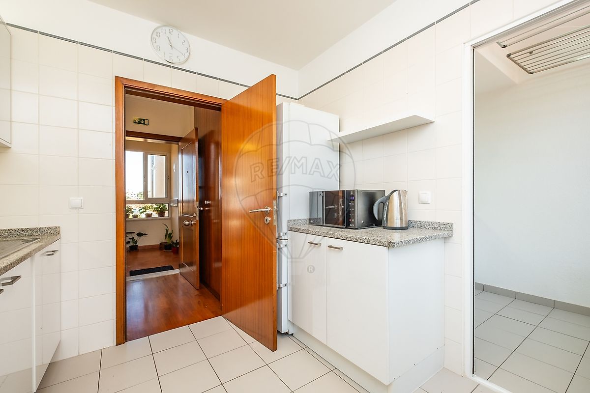 Apartamento T3 à venda em Caniço, Santa Cruz — foto 17