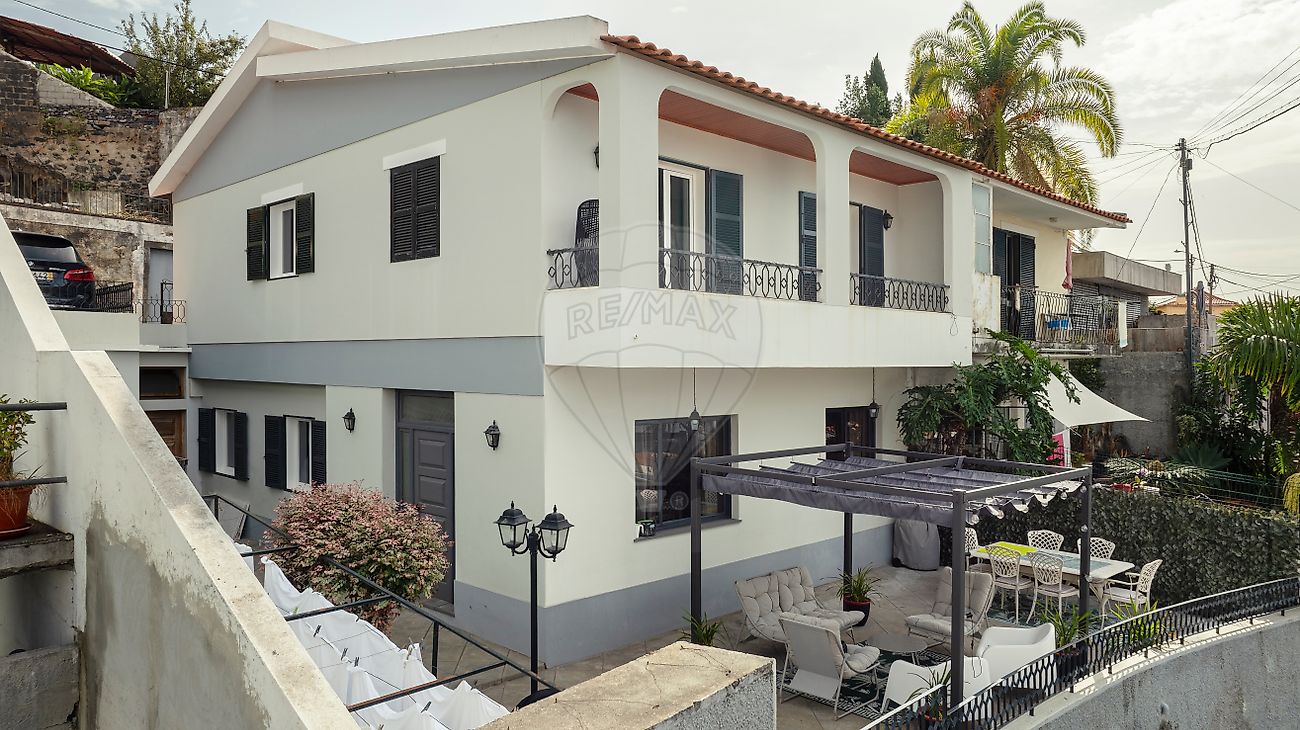 Moradia T4 em Imaculado Coração de Maria, €648.500