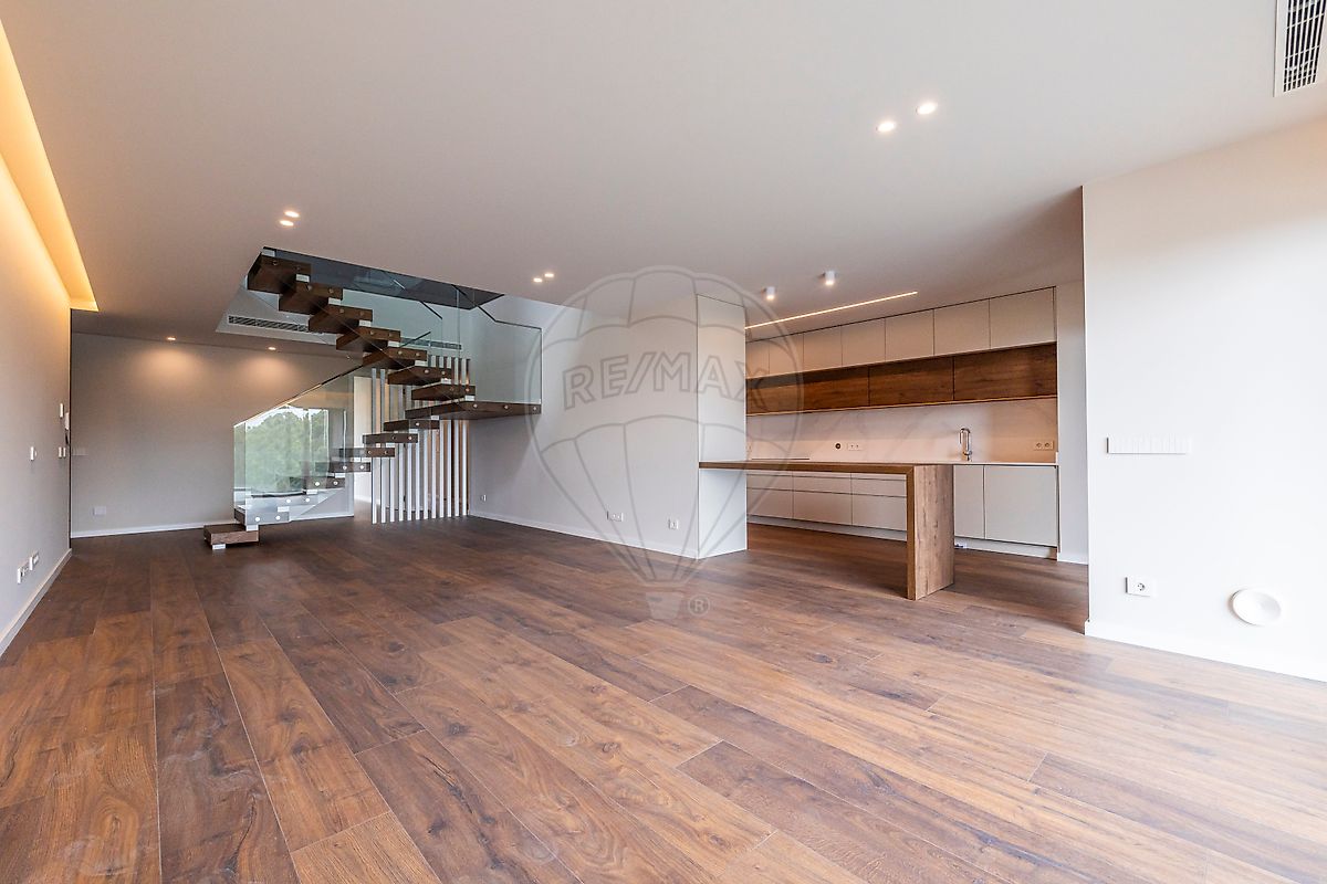 Apartamento T3 à venda em Leiria