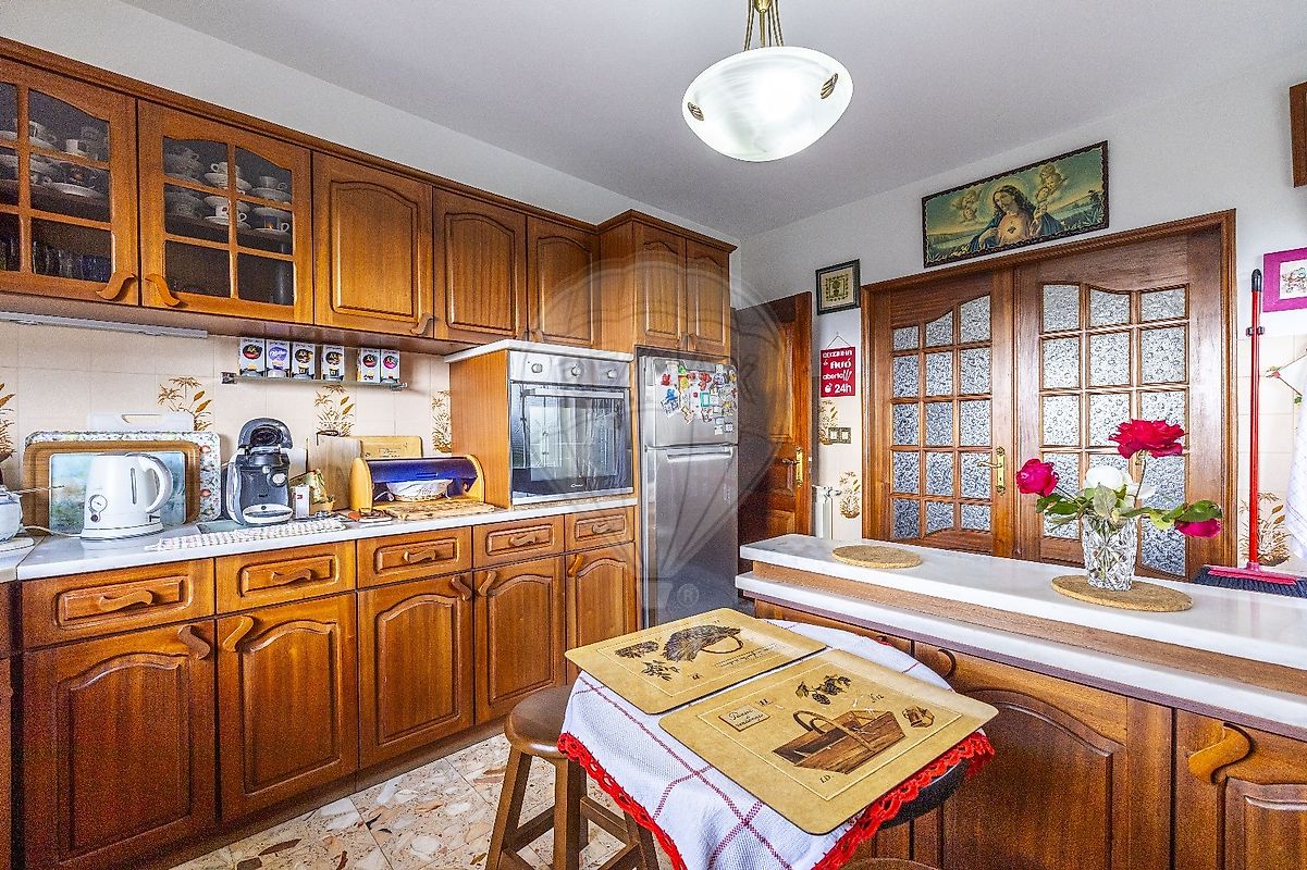 listing 123531983-1 picture-0