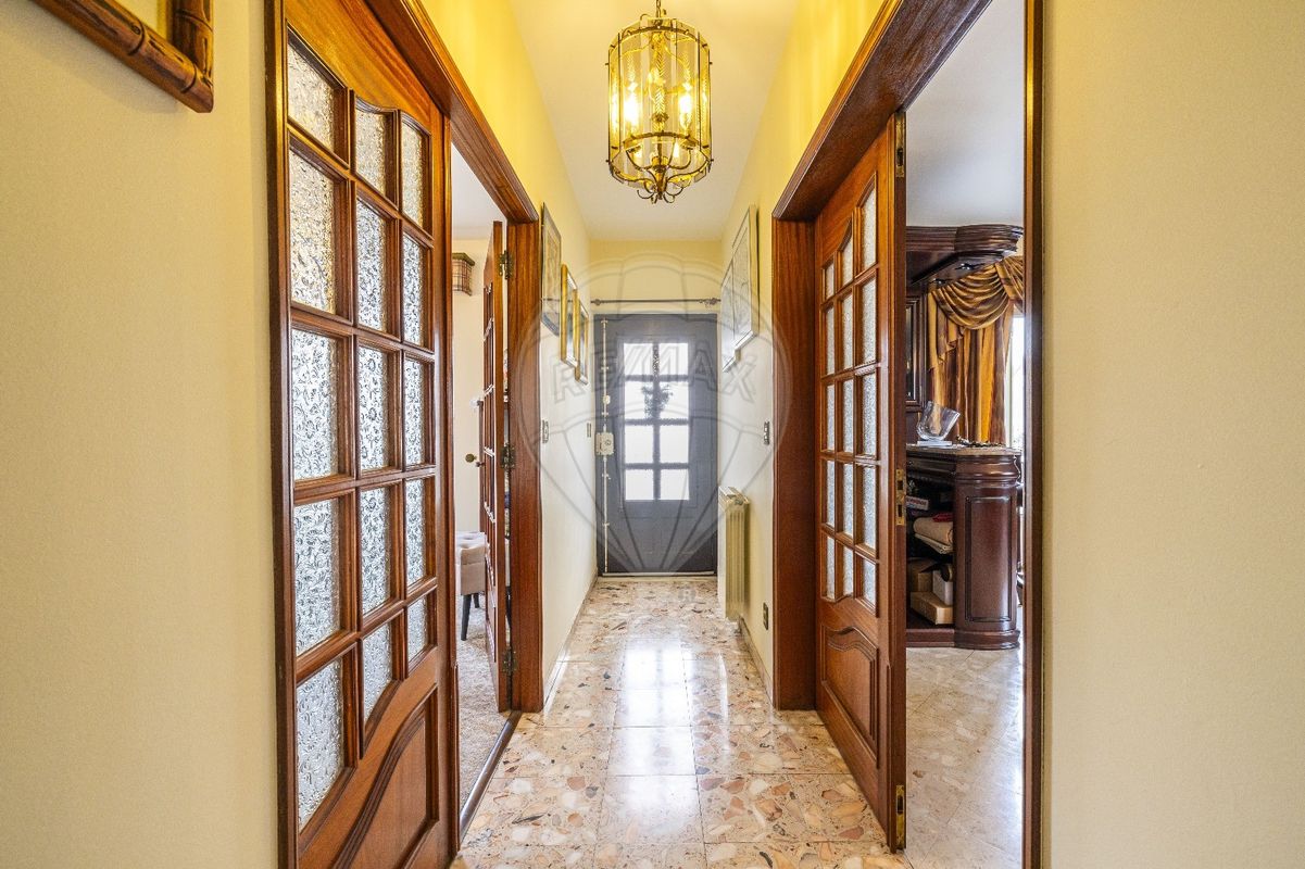 listing 123531983-1 picture-0