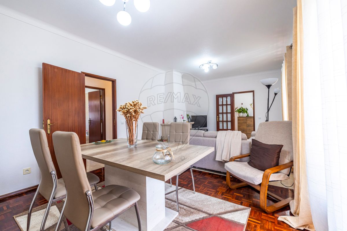 listing 123532011-4 picture-0