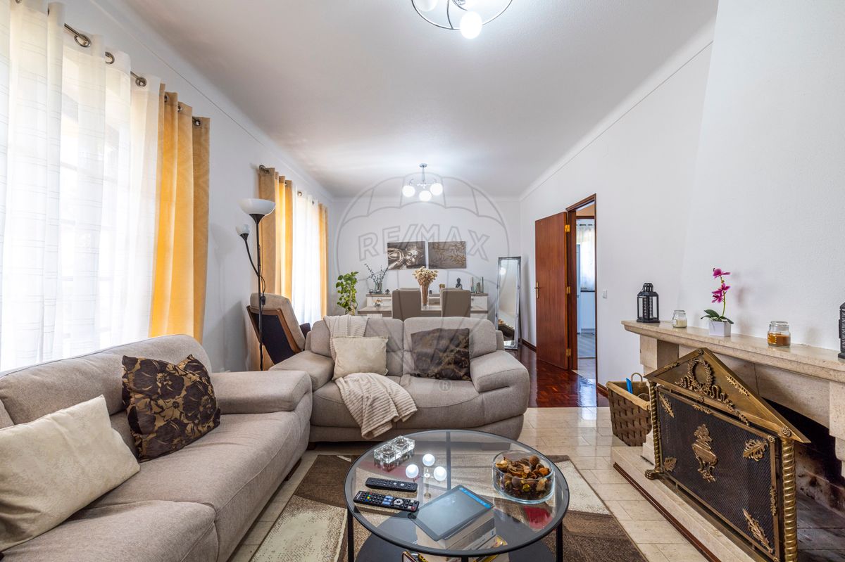 listing 123532011-4 picture-0