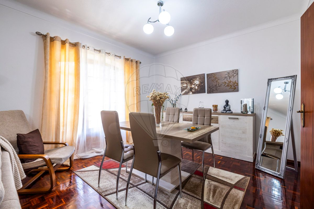 listing 123532011-4 picture-0