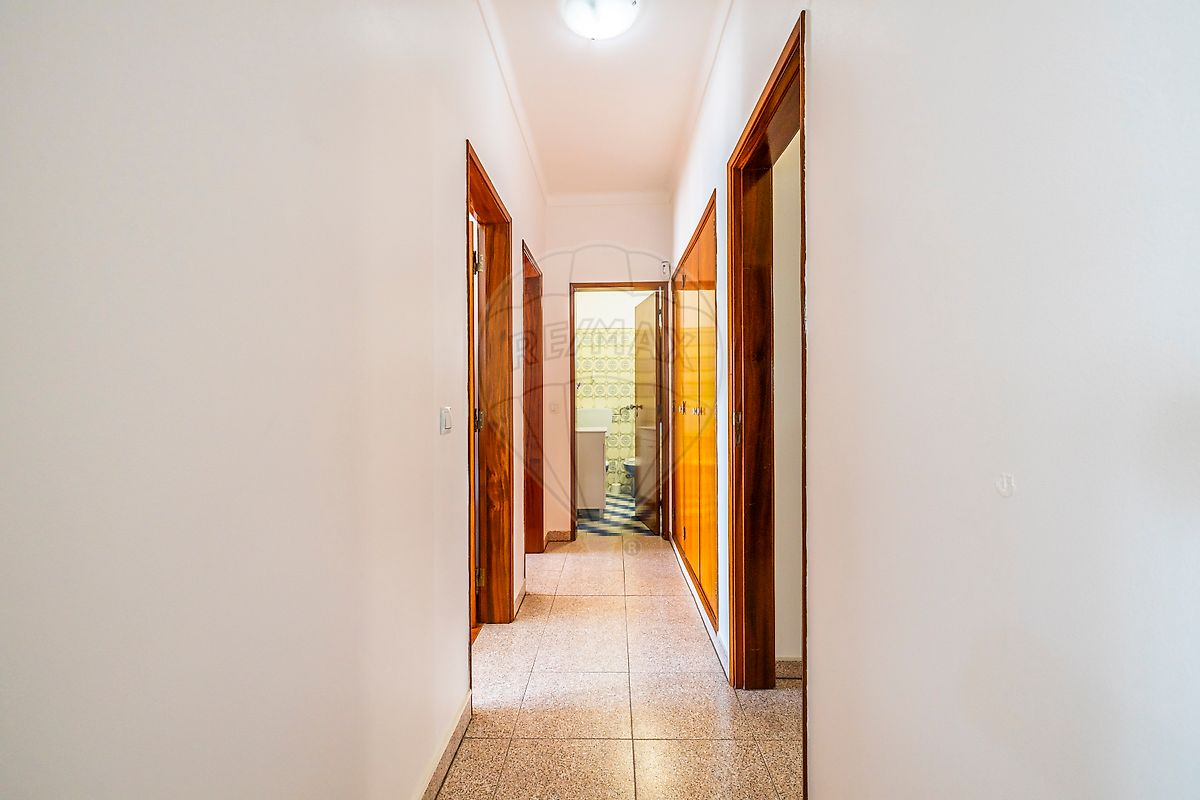 listing 123532009-38 picture-0