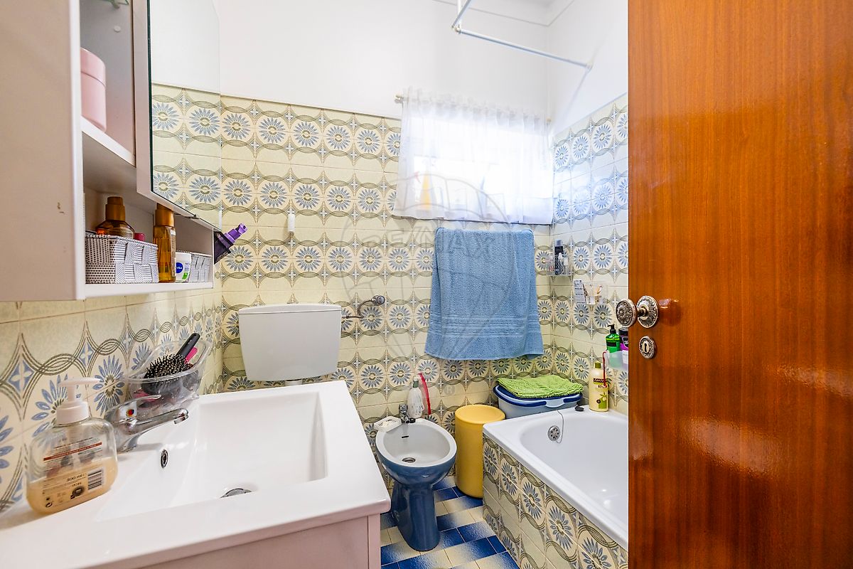 listing 123532009-38 picture-0