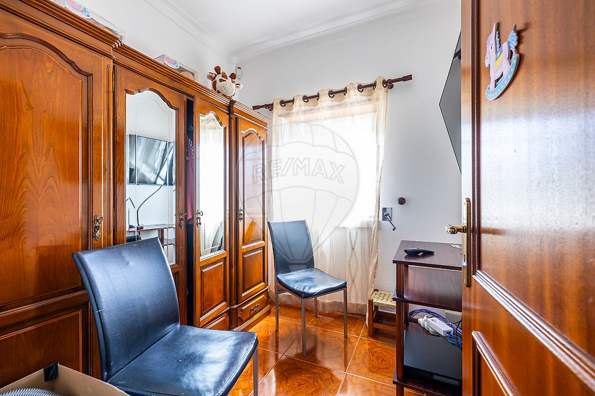 listing 123532009-39 picture-0