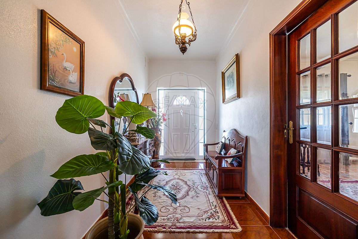 listing 123532009-39 picture-0