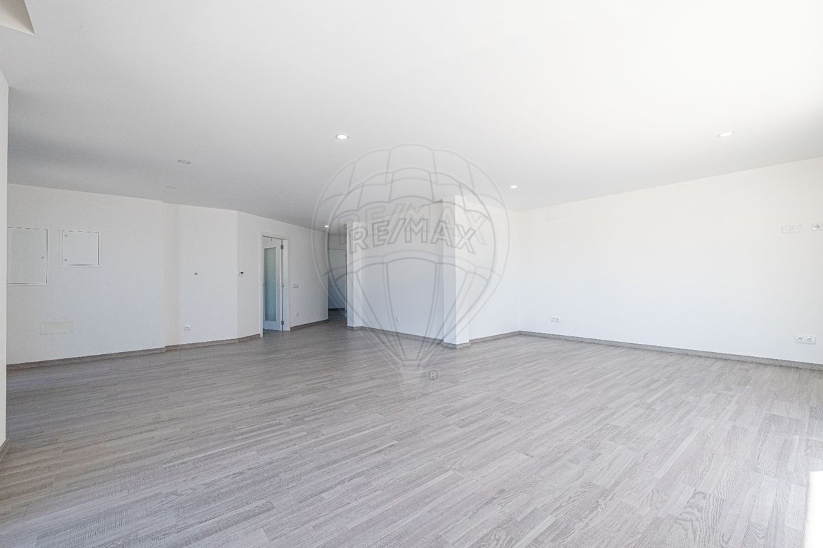 listing 123531094-220 picture-0