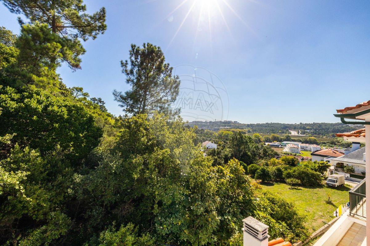 listing 123531094-220 picture-0