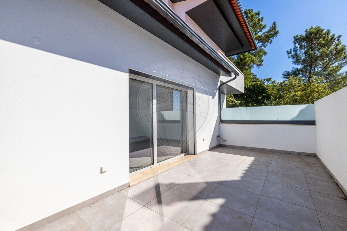 listing 123531094-220 picture-0
