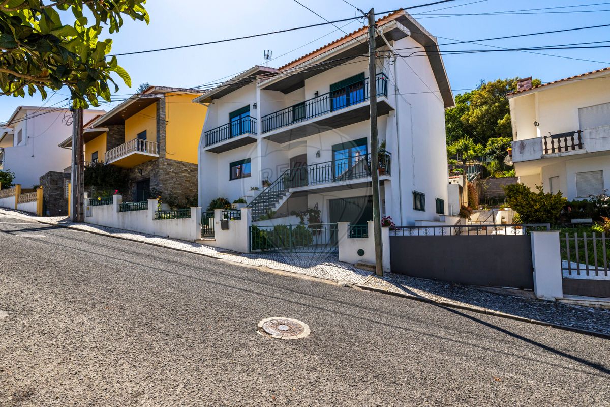 listing 123532009-48 picture-0