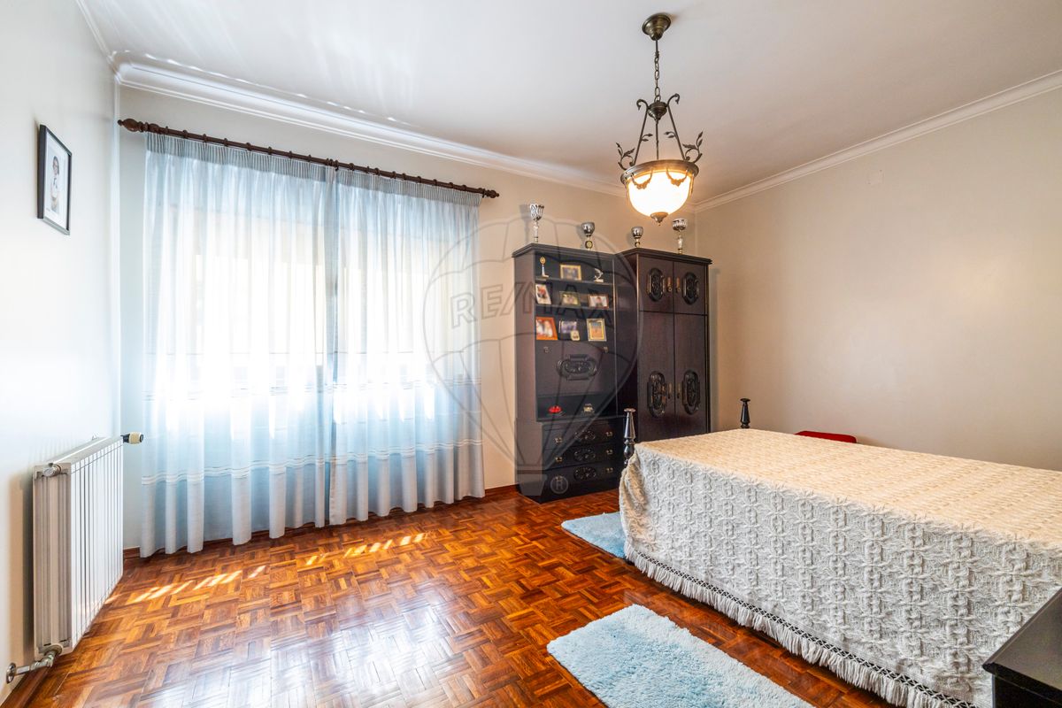listing 123532009-48 picture-0
