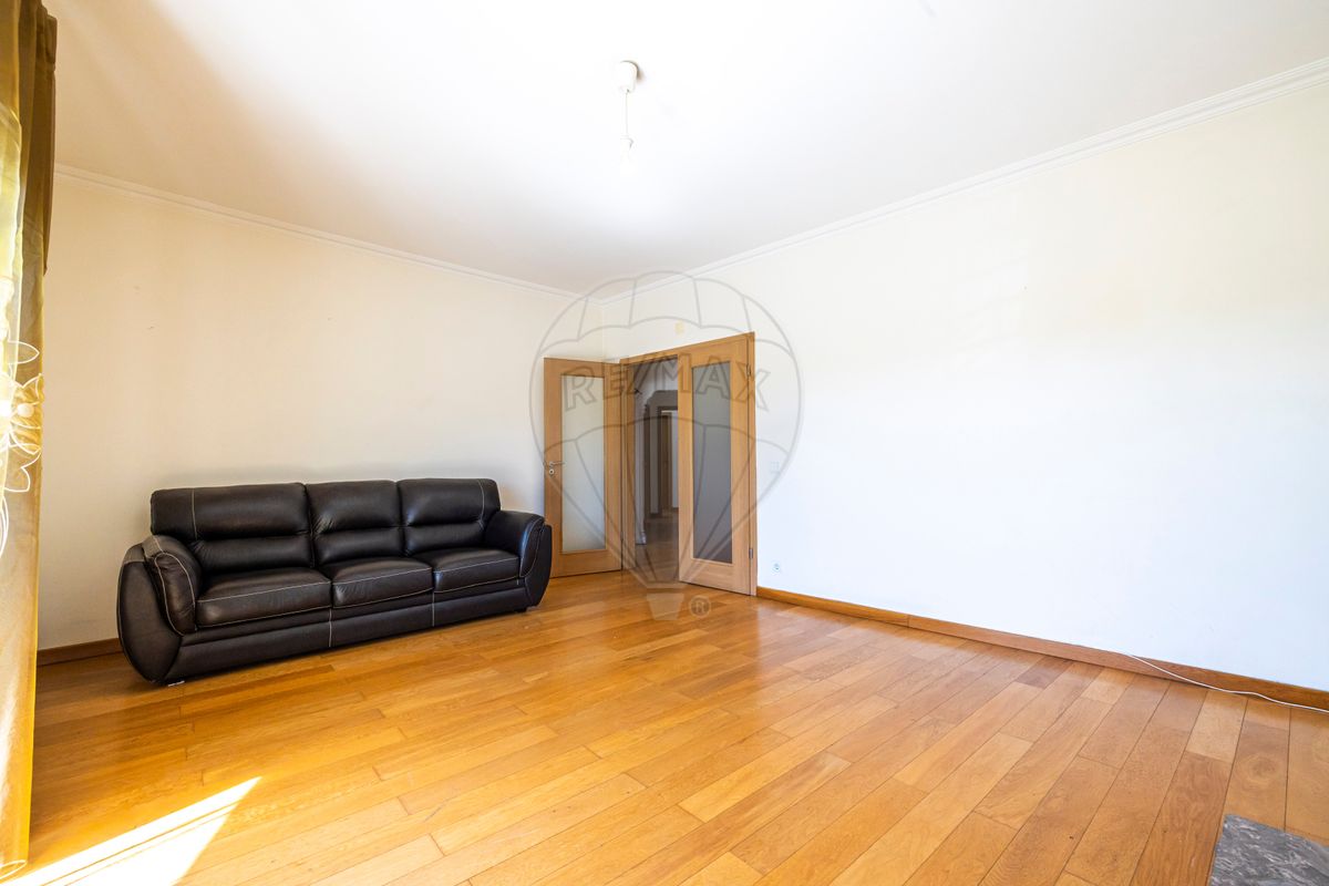 listing 123532006-35 picture-0