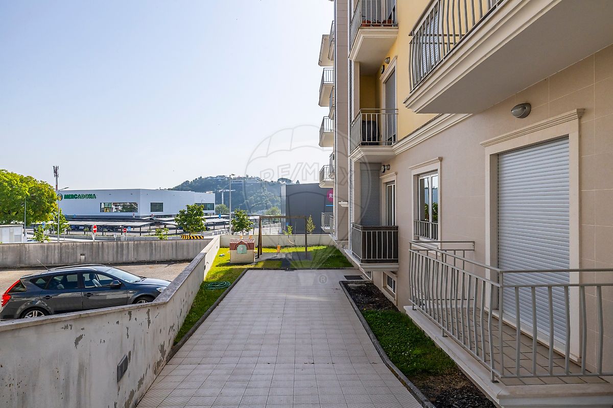 listing 123532009-52 picture-0