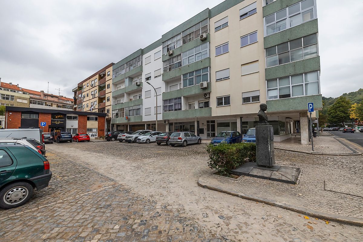 Apartamento T3 à venda em Leiria