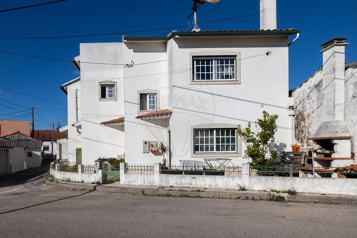 Moradia T4 à venda em Leiria