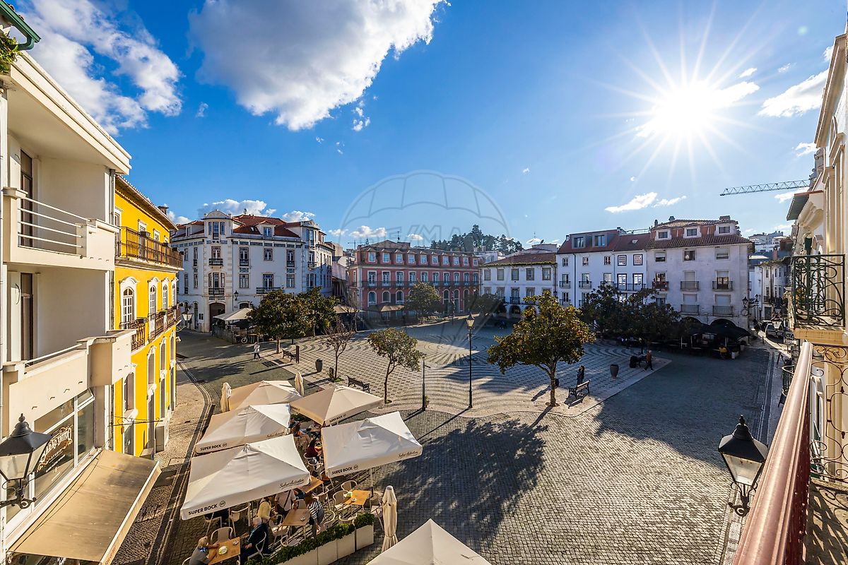 Apartamento T5 à venda em Leiria