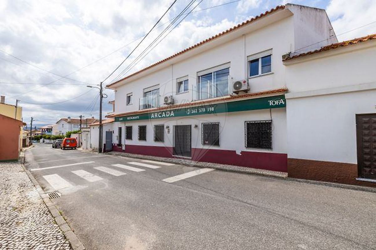 Apartamento T3 à venda em Nazaré