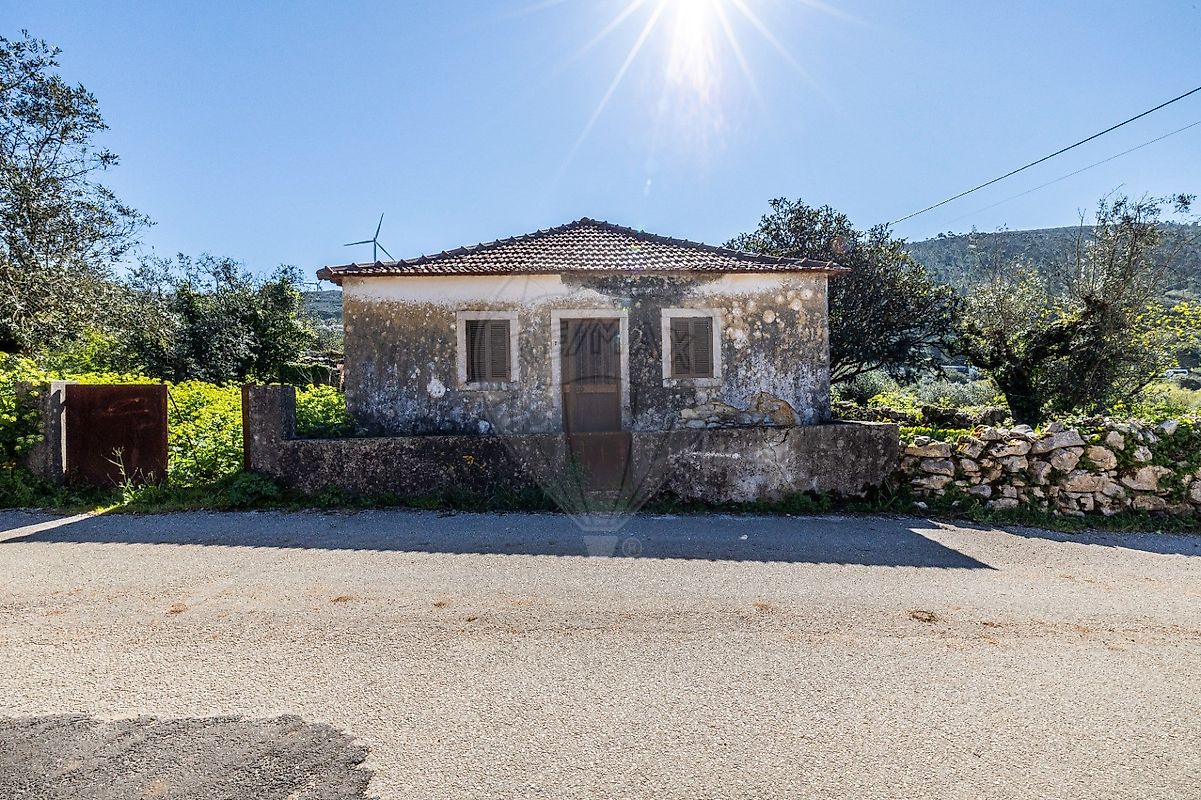Moradia - Alqueidão da Serra, Porto de Mós, Leiria