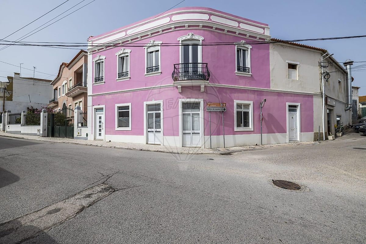Apartamento T4 à venda em Nazaré