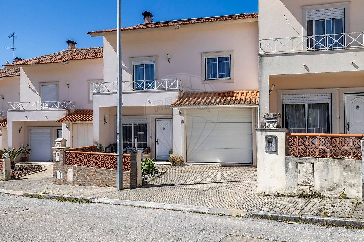Moradia - Juncal, Porto de Mós, Leiria
