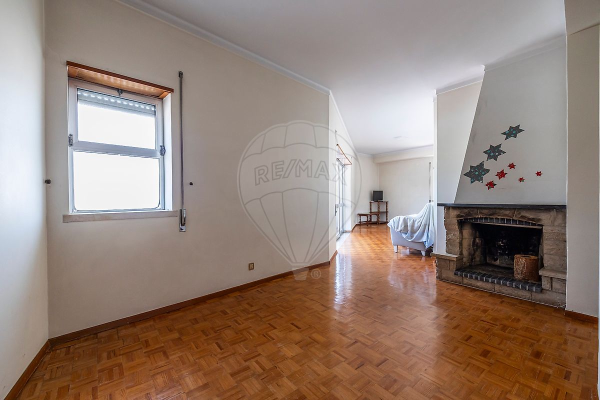 Apartamento T3 à venda em Alcobaça